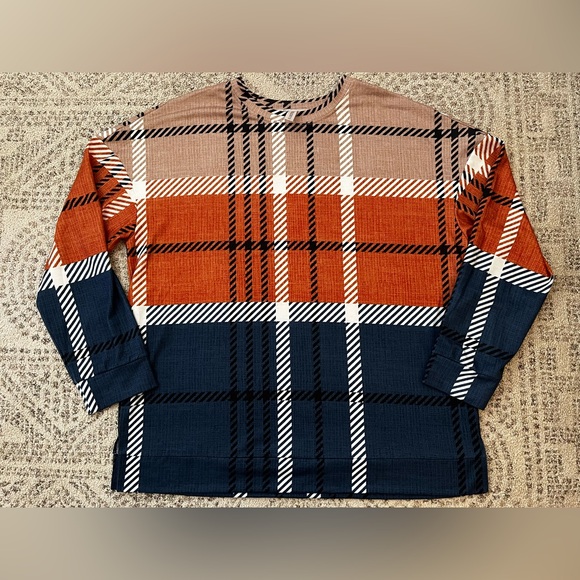 ZOLUCKY Boutique Brand Plus Size Top - Picture 3 of 8